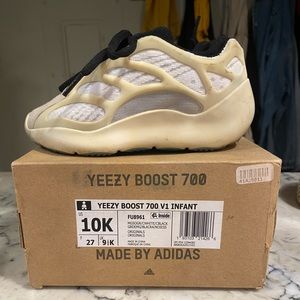 Yeezy Boost 700 V1 Infant